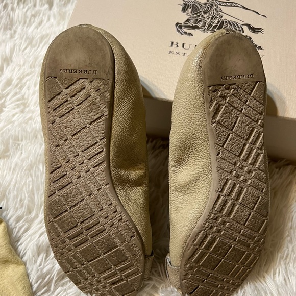 Burberry leather peep ballerina size US6.5 - Picture 5 of 13